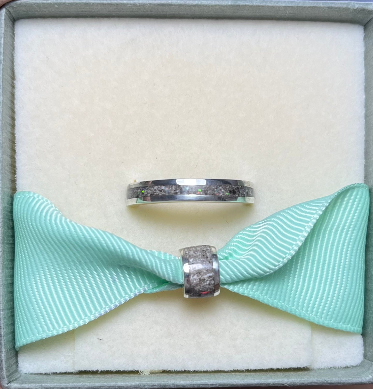 Inlay Memorial Ring